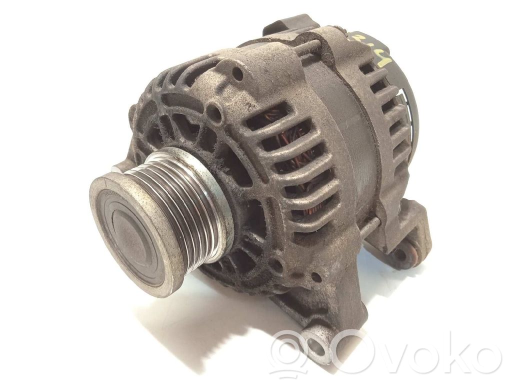Opel Astra H Generatore/alternatore 