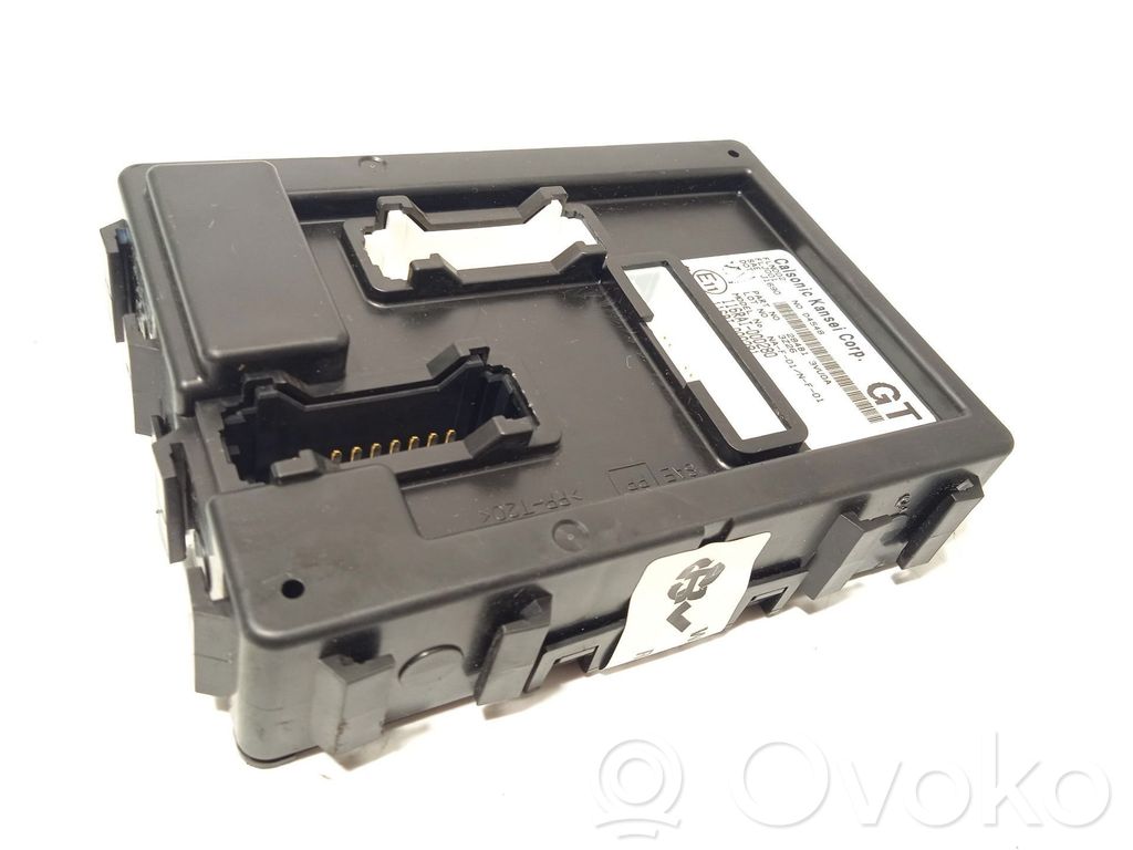 Unidad de control/módulo de la puerta   284B13VU0A