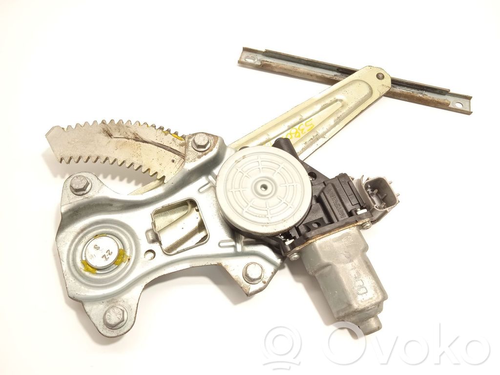 Nissan Juke I F15 Macara geam spate fără motor 