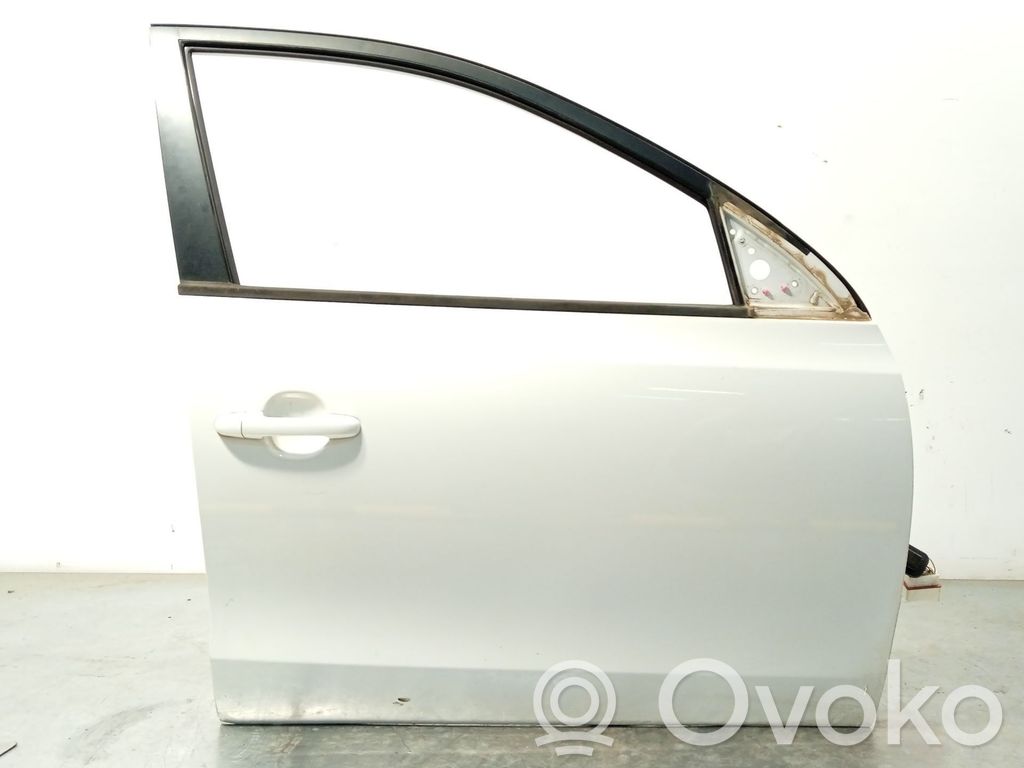 Puerta delantera   760042R010