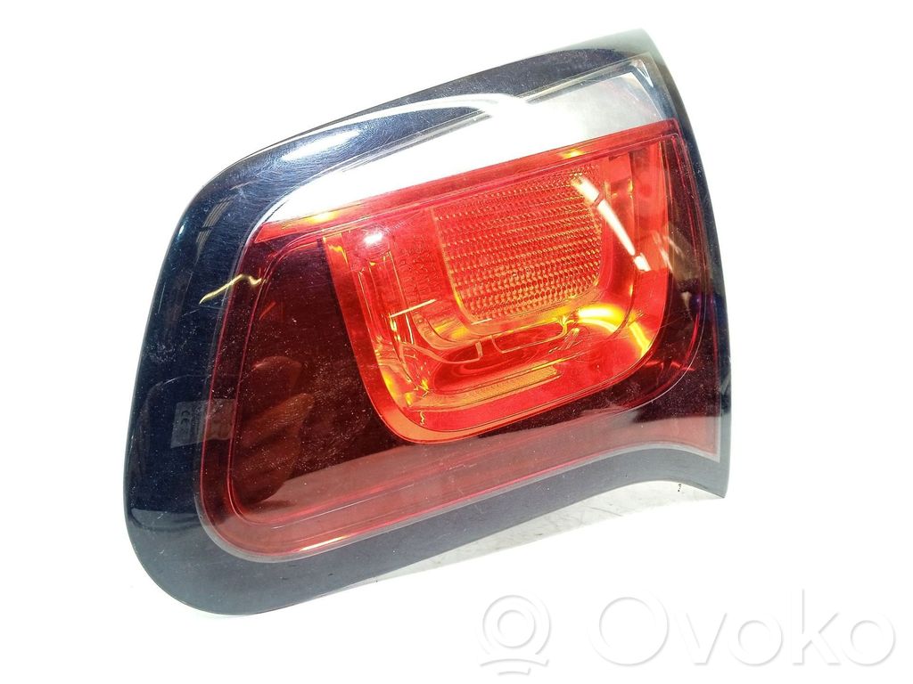 Citroen C3 Lampă spate în capacul portbagajului 
