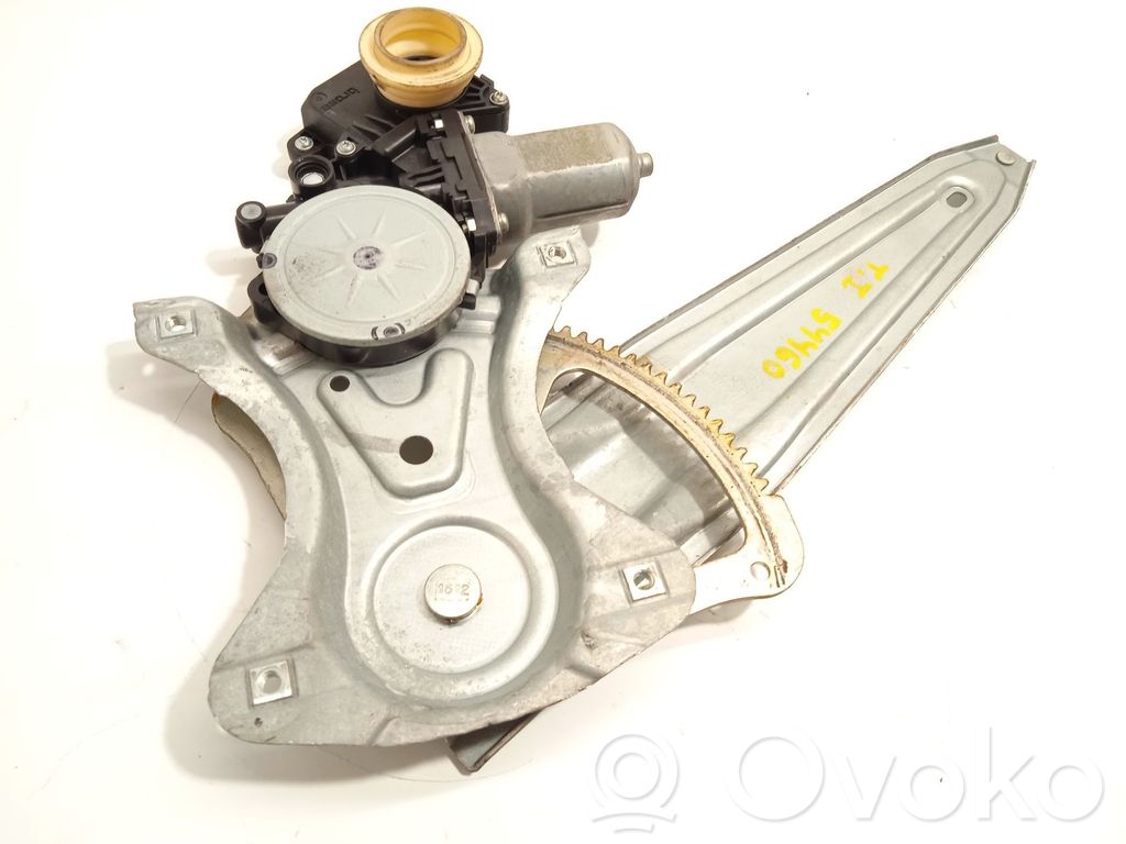 Toyota Auris 150 Meccanismo di sollevamento del finestrino posteriore senza motorino