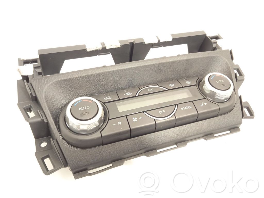 Mazda 3 III Climate control unit 