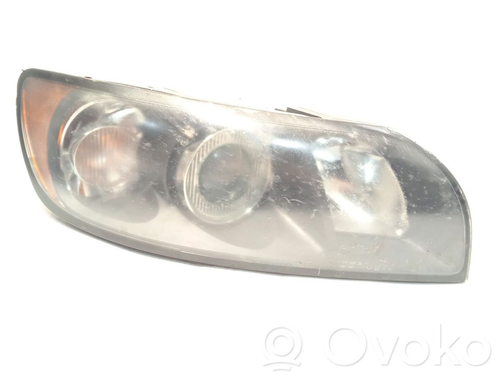 Volvo S40 Priekinis žibintas 