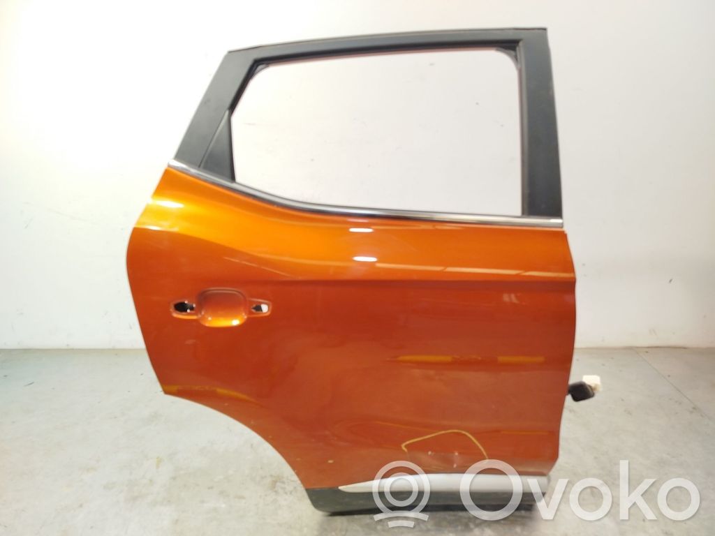 MG ZS Galinės durys 