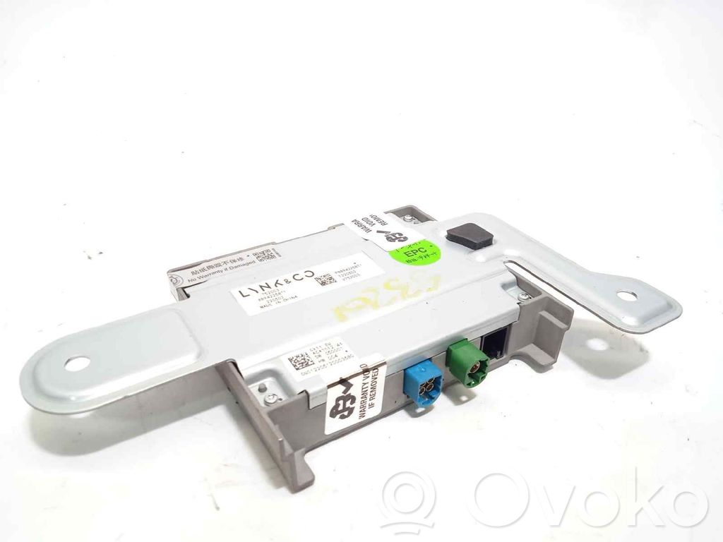 Lynk & co 01 Radio antena 