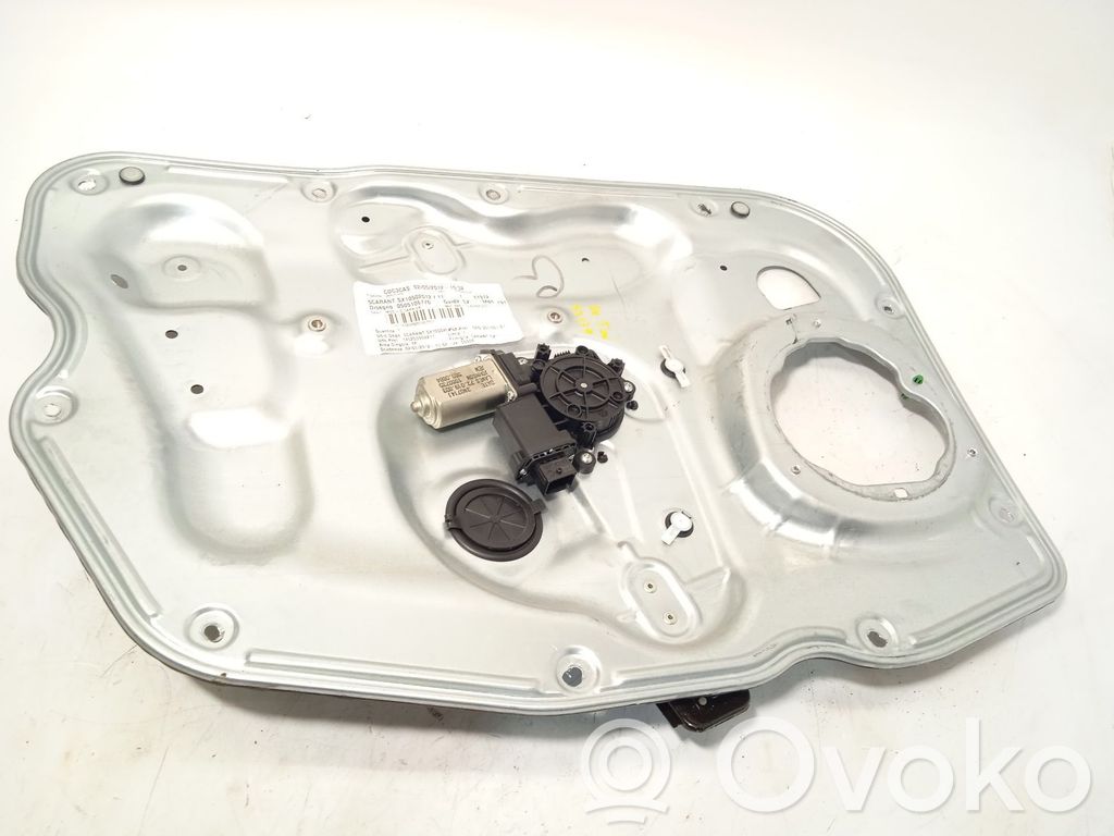 Alfa Romeo Giulietta Macara geam față manuală