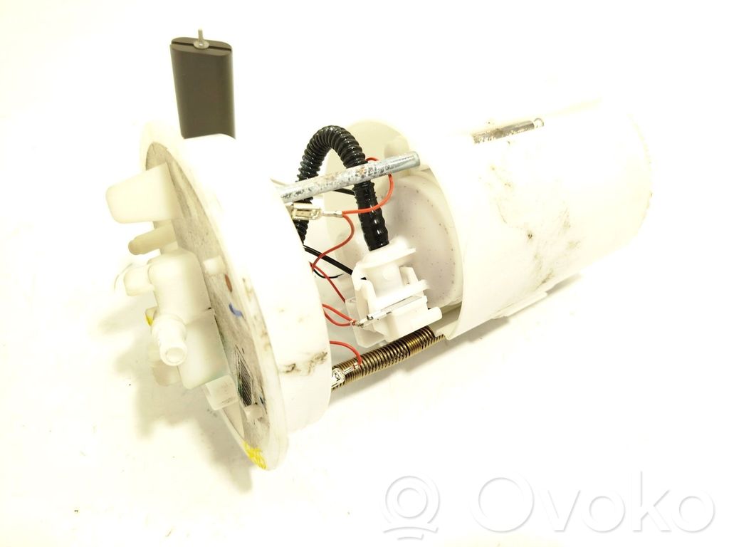 Mazda 3 II Bomba interna de combustible 
