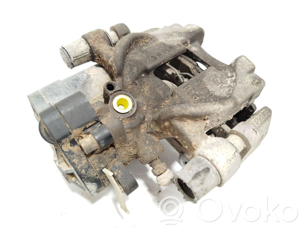 Ford Mondeo MK V Задний суппорт 