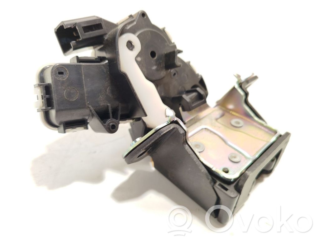 Mazda 3 Tailgate lock latch 
