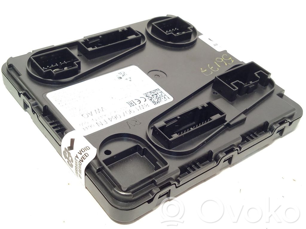 Audi A4 S4 B9 8W Durvju vadības bloks 