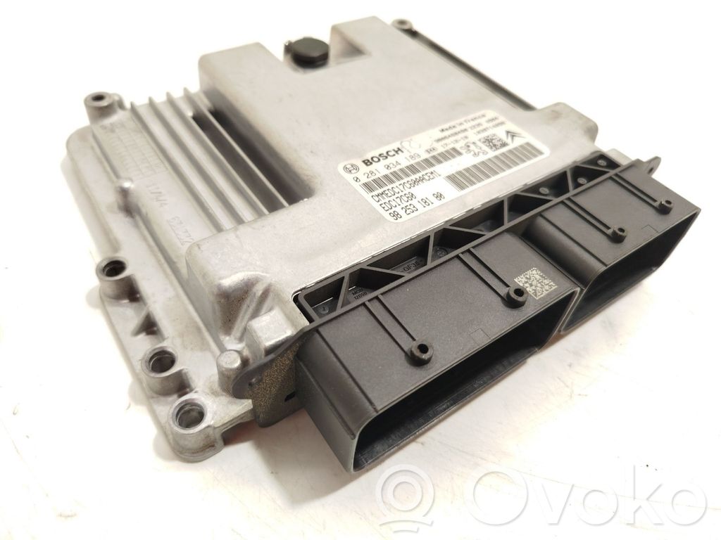 Citroen Berlingo Engine control unit/module 