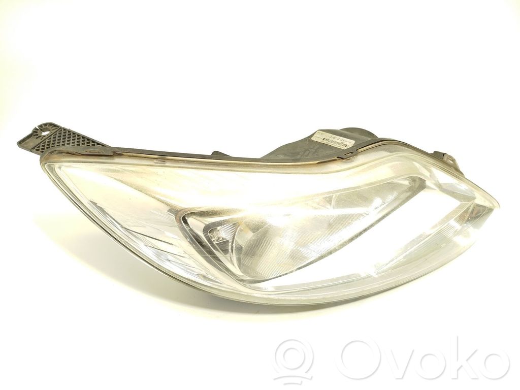 Ford Focus Headlight/headlamp 