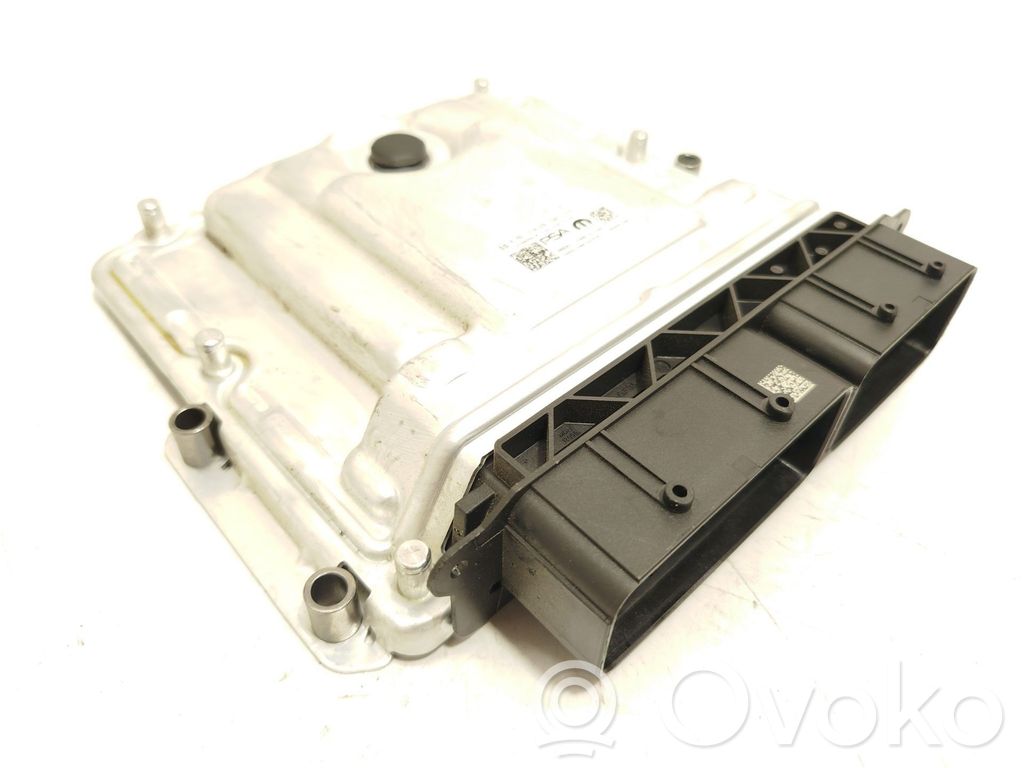 Peugeot 208 II Engine control unit/module 