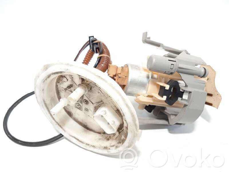 BMW 7 E65 E66 Bomba interna de combustible 
