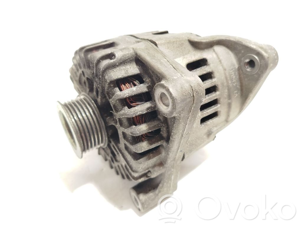 BMW 1 E81 E87 Ģenerators 