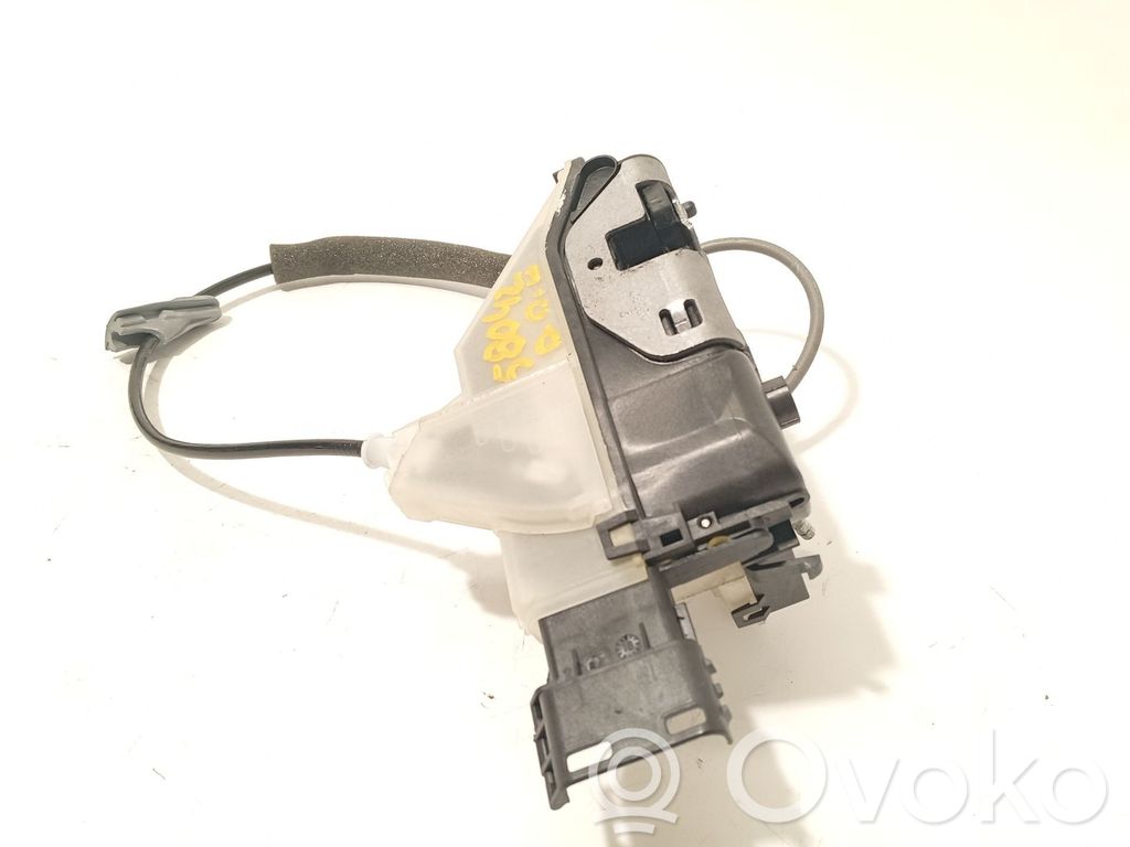 Front door lock   767857