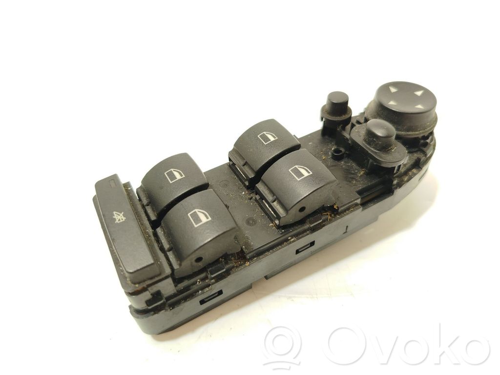 Electric window control switch   61319122121,9122121