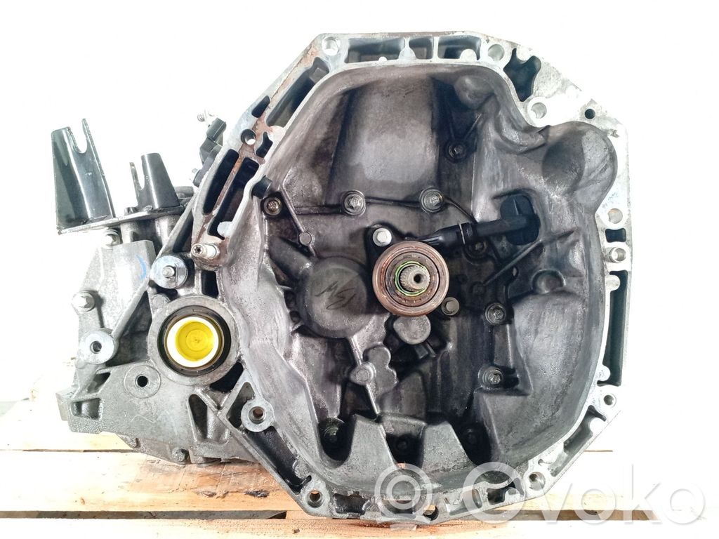 Nissan Note (E11) Manualna 5-biegowa skrzynia biegów 