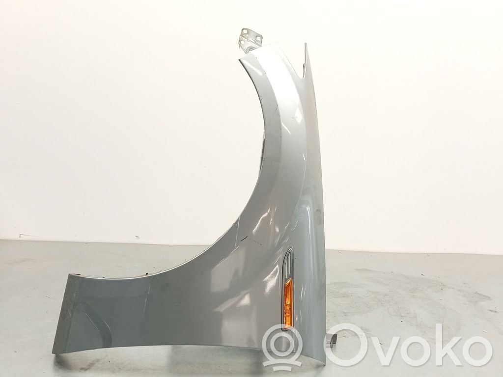 Ford Mondeo MK IV Sparnas 
