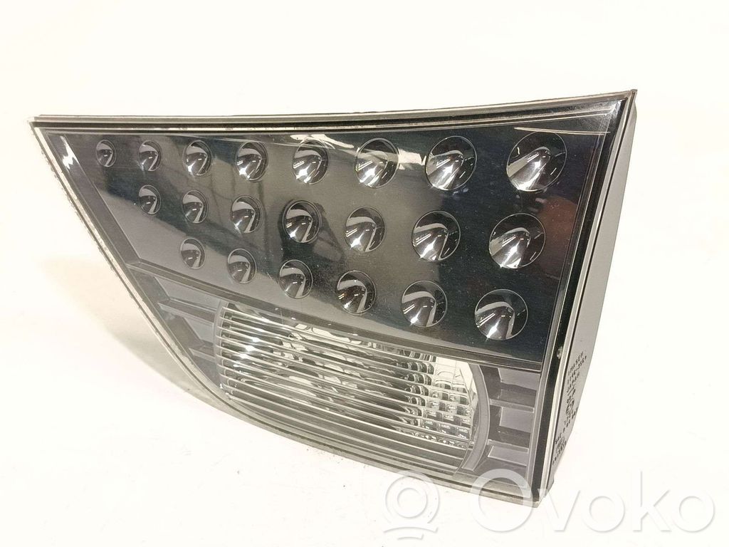 Mitsubishi Outlander Lampă spate în capacul portbagajului