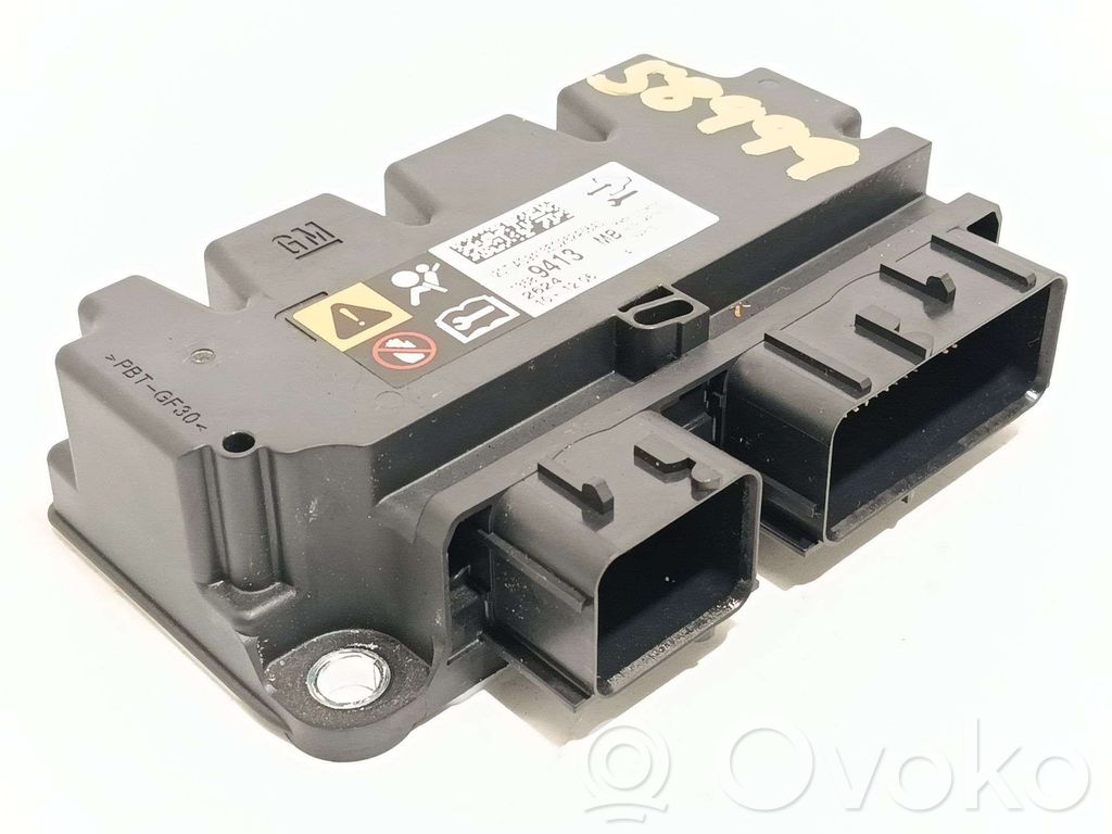 Unidad de control/módulo del Airbag   13589413