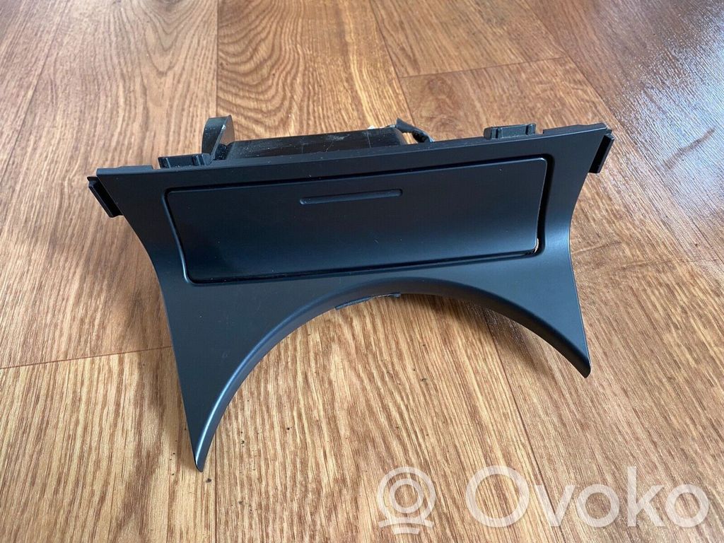 Ashtray (front)