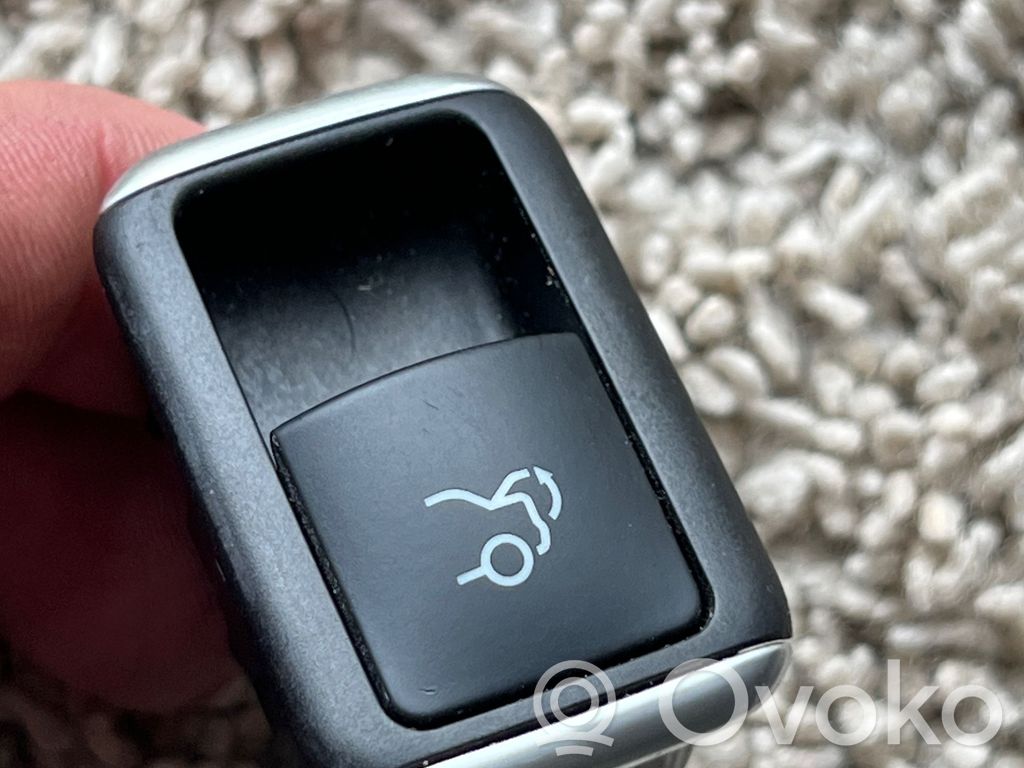 Mercedes-Benz E W212 Seat control switch 