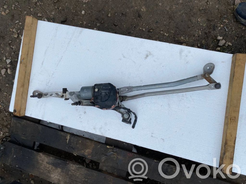 Mercedes-Benz C W204 Mechanizm i silniczek wycieraczek szyby przedniej / czołowej 