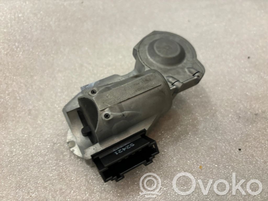 Mercedes-Benz E W211 Blokada kolumny kierownicy 