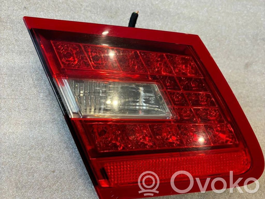 Mercedes-Benz E C207 W207 Luci posteriori del portellone del bagagliaio 
