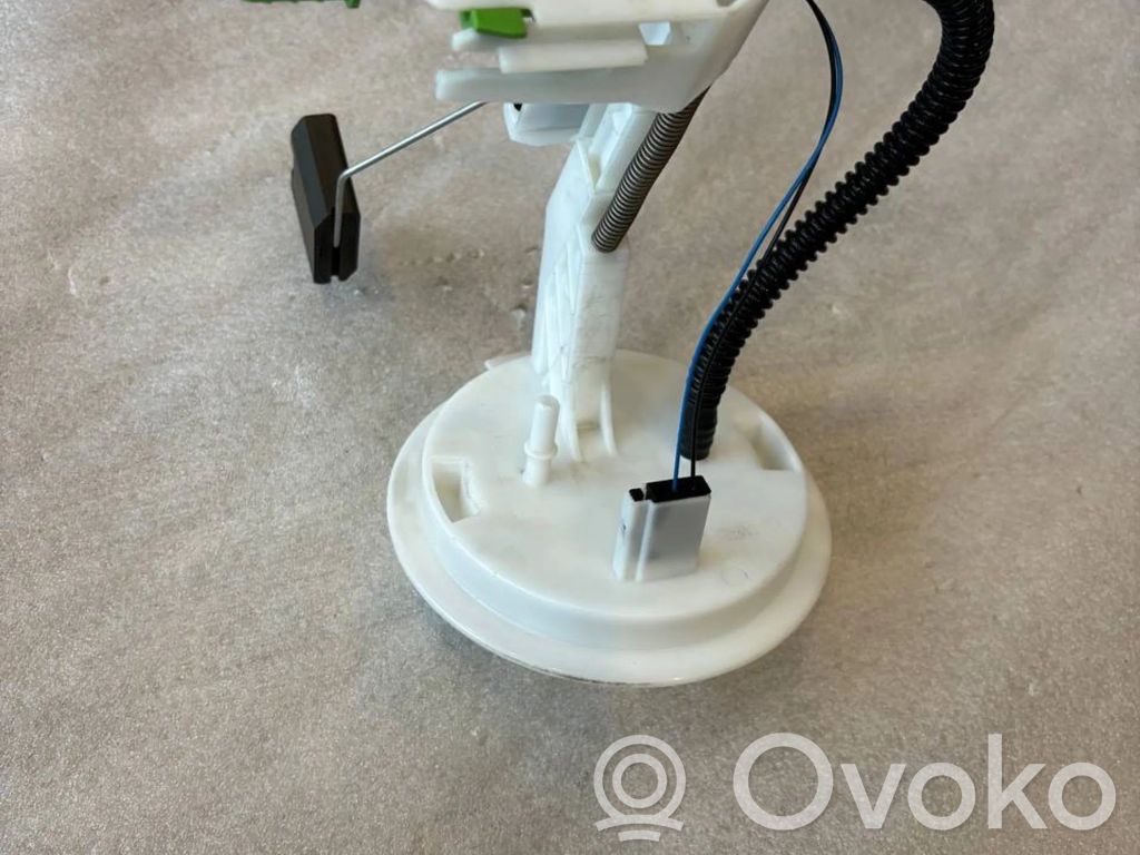 Mercedes-Benz C W204 Sensor de nivel de combustible 