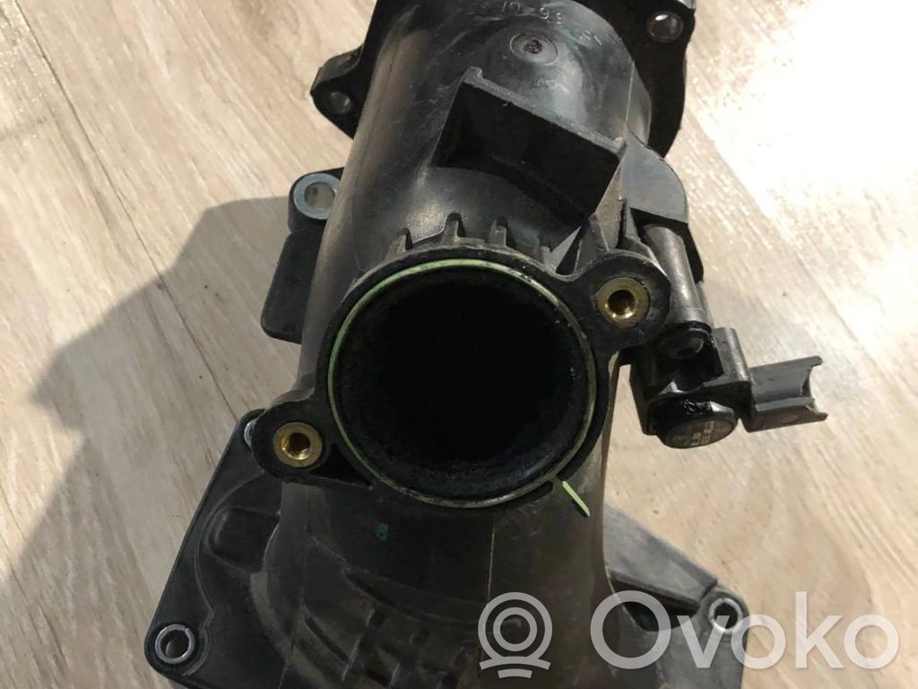 Mercedes-Benz E W212 Część rury dolotu powietrza 