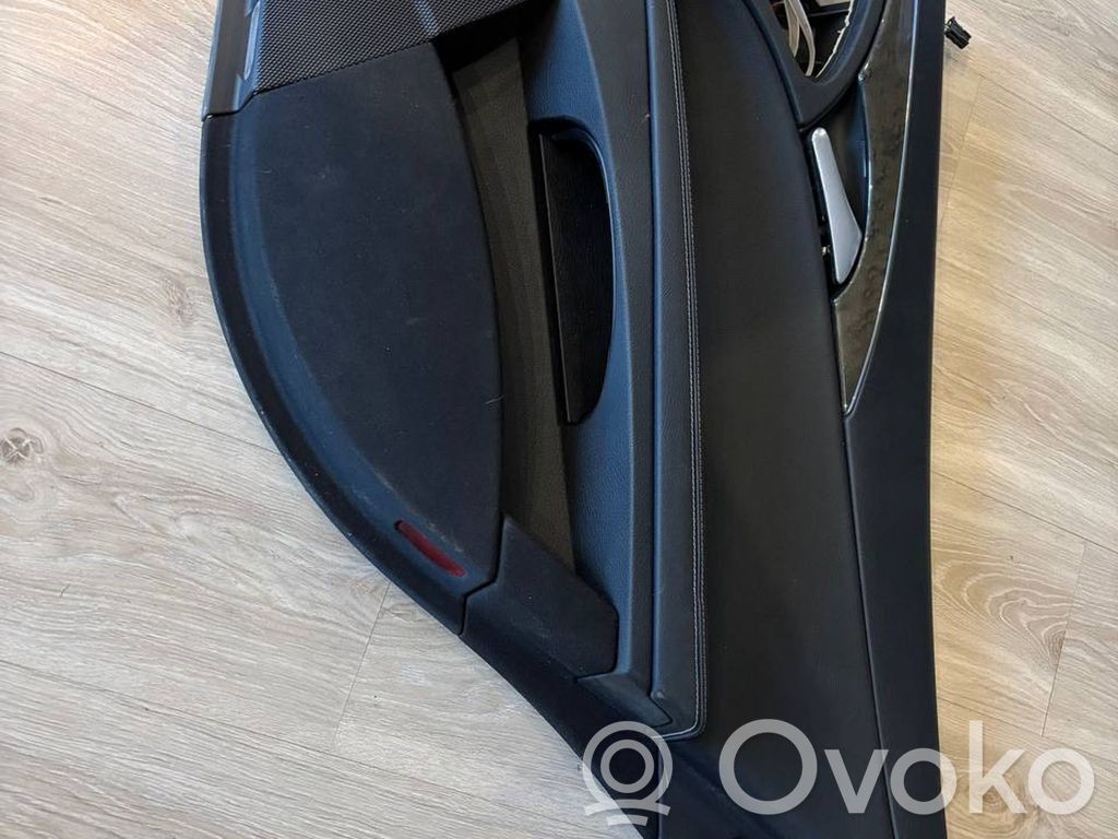Mercedes-Benz E W211 Rivestimento del pannello della portiera posteriore 