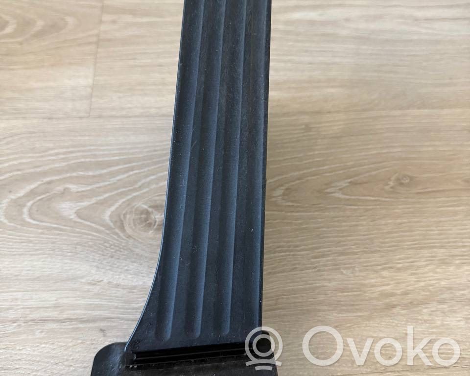 BMW 3 E90 E91 Akseleratora pedālis 