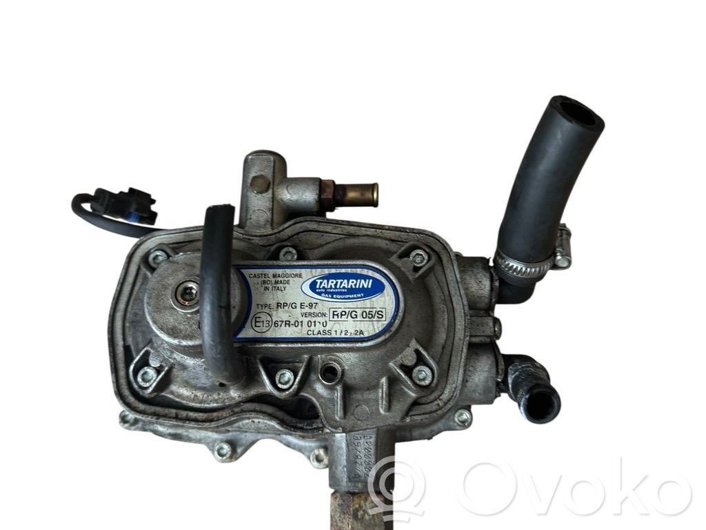 Mercedes-Benz E AMG W211 LP gas injector 