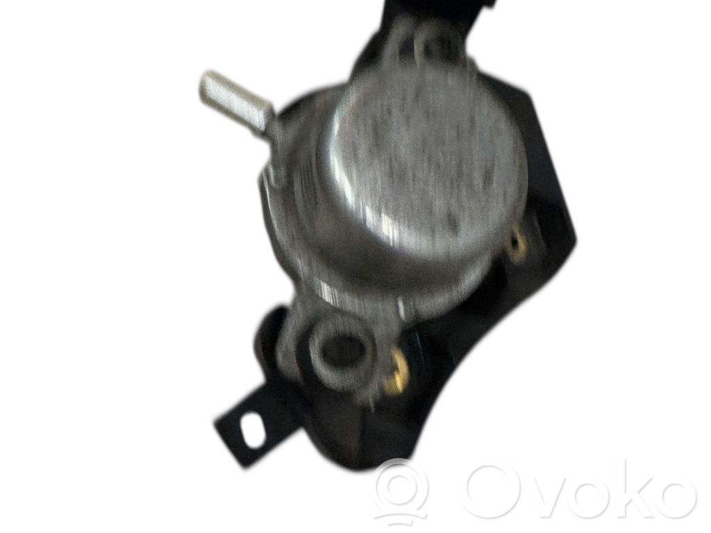 Opel Meriva B Vacuum pump 