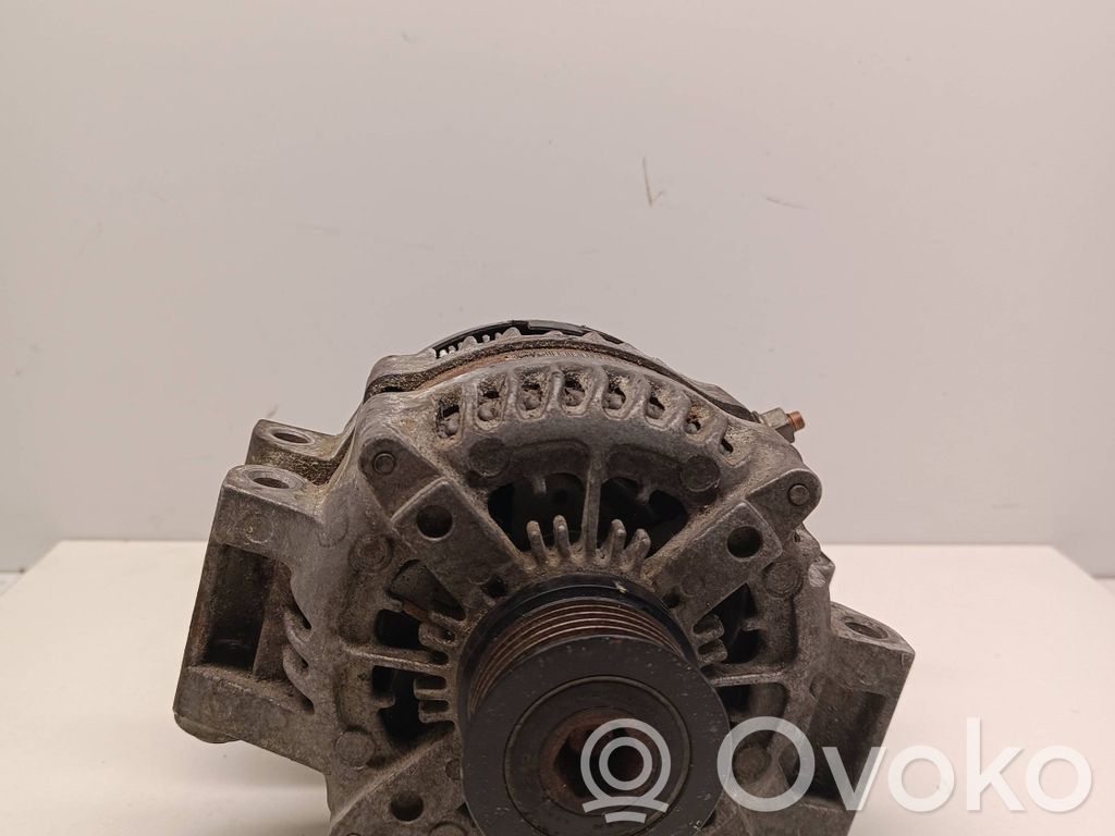 Jeep Grand Cherokee Ģenerators 
