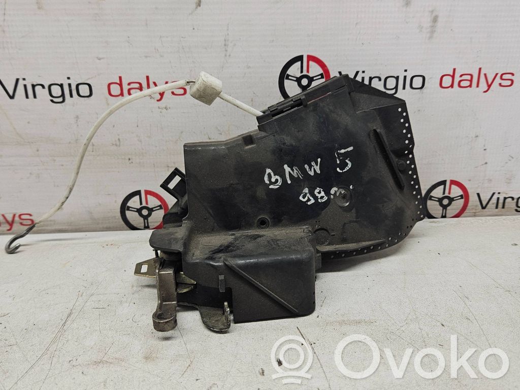 Front door lock   8235125