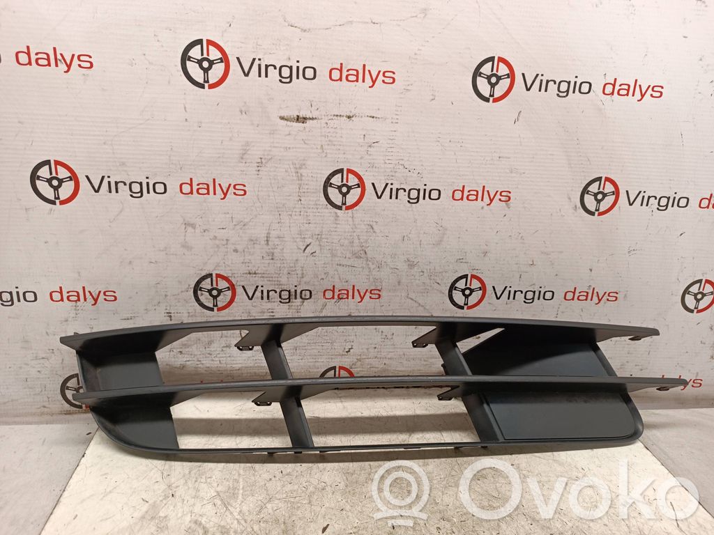 Audi Q7 4L Front fog light trim/grill 