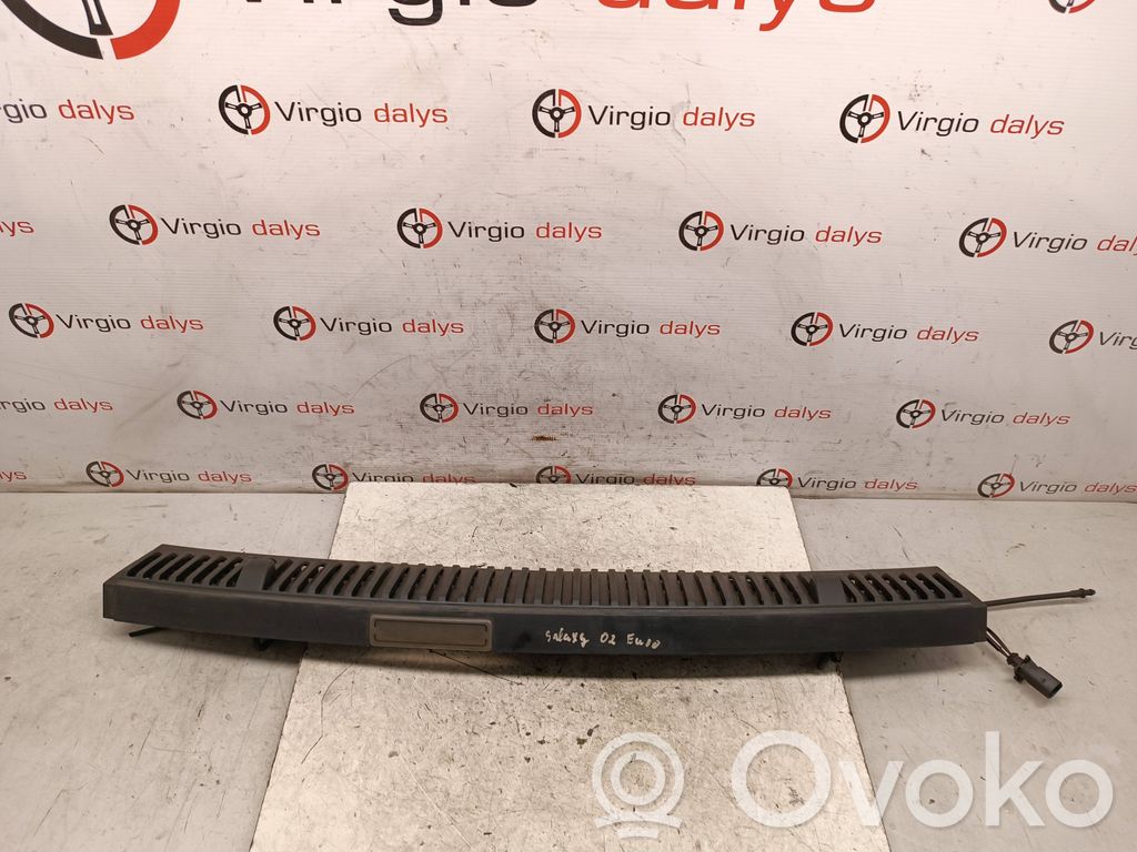 Ford Galaxy Wiper trim 