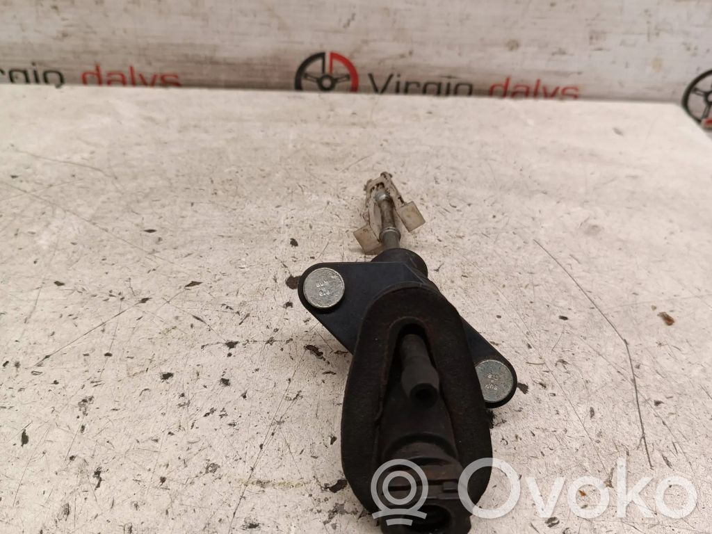 Opel Corsa C Kytkimen pääsylinteri 
