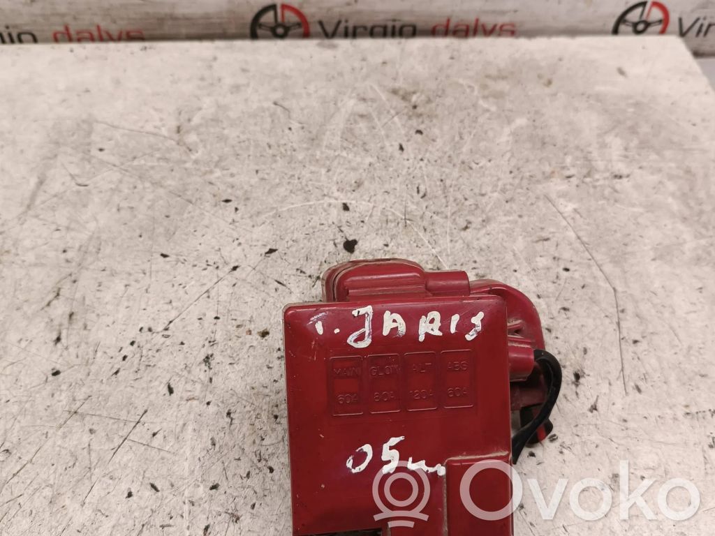 Toyota Yaris Verso Cable positivo (batería) 
