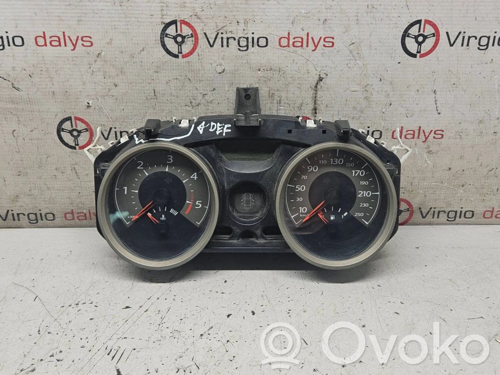 Renault Megane II Speedometer (instrument cluster) 