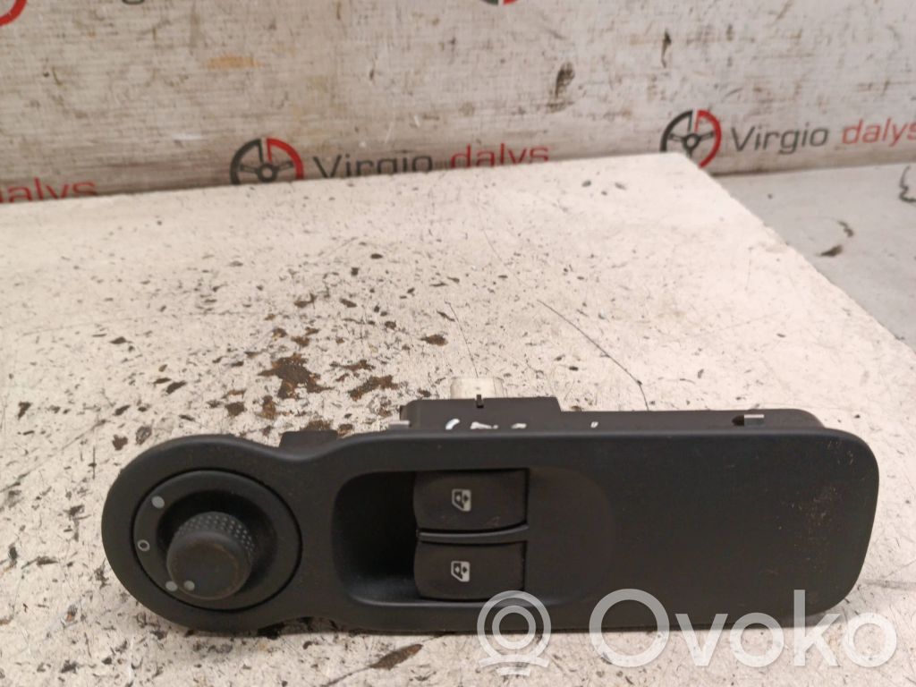 Renault Modus Electric window control switch 