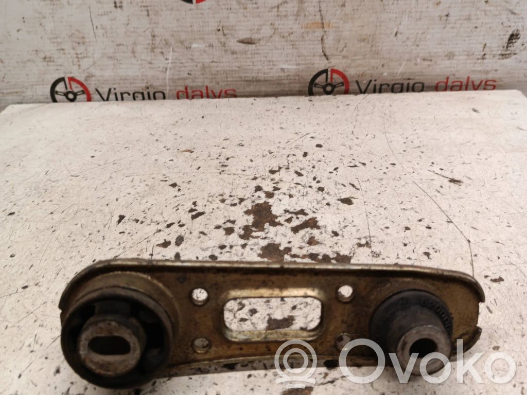 Renault Laguna II Engine mount bracket 