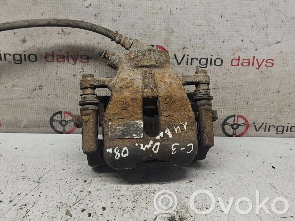 Front brake caliper