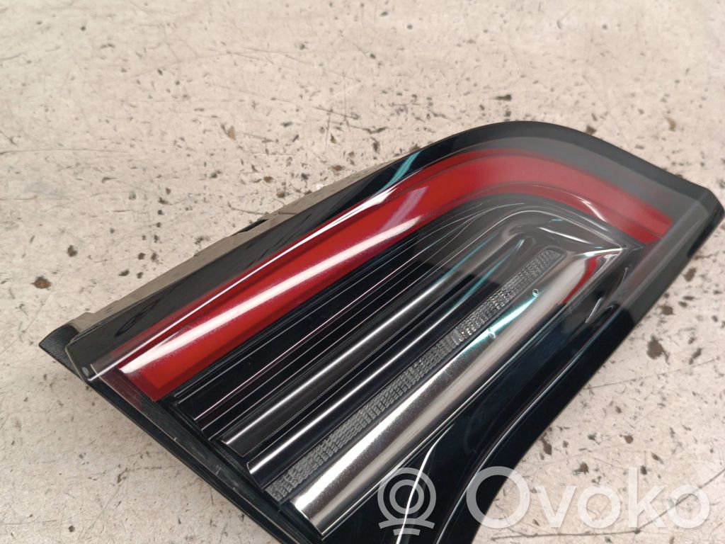 Tesla Model 3 Tailgate rear/tail lights 