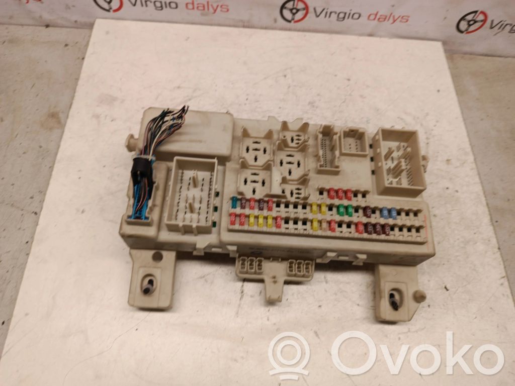Mazda 3 I Fuse box set 