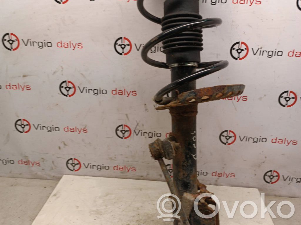 Front shock absorber with coil spring